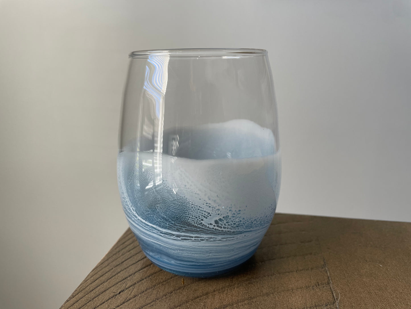 Wave Wine Glass